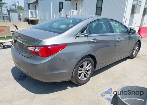 2013 Hyundai Sonata Gls z USA, uszkodzony, nr VIN 5NPEB4AC8DH635251